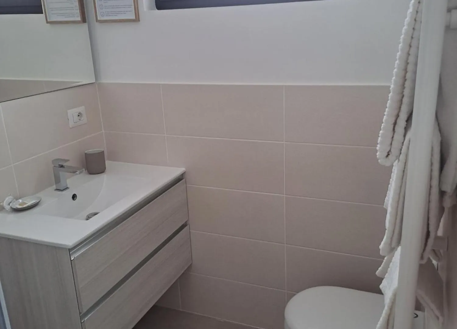 Fiumicino Airport Sunflower Room Alloggio in famiglia